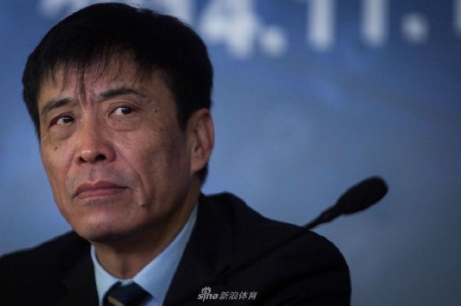 “球队讨论了召回拉法-马林的可能性，但这并不容易，俱乐部高层都进行了谈话，但仍然处于考虑阶段。
